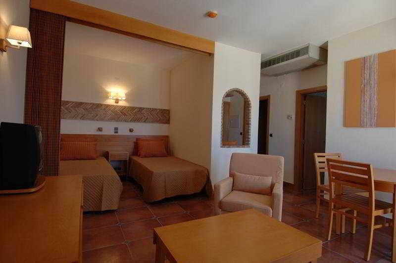 Aparthotel Olhos D'Agua อัลบูเฟรา ภายนอก รูปภาพ