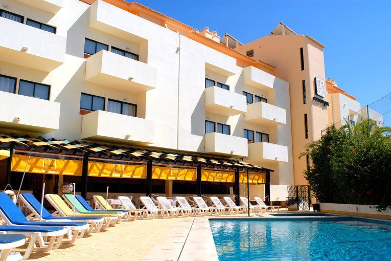 Aparthotel Olhos D'Agua อัลบูเฟรา ภายนอก รูปภาพ